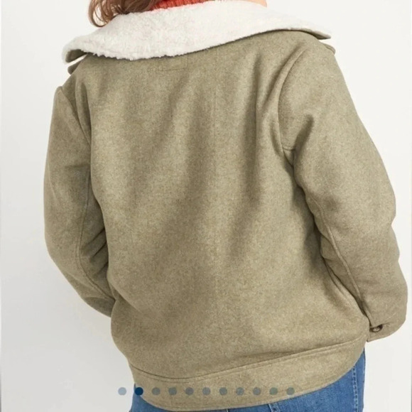 Old‎ Navy Soft-Brushed Sherpa-Trim Jacket - Picture 3 of 11
